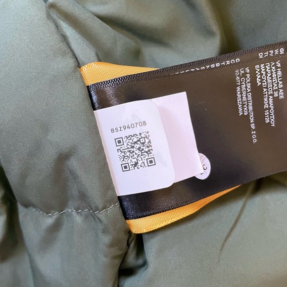 The North Face Women’s Arctic Parka Coat In Thyme - Picture 7 of 8